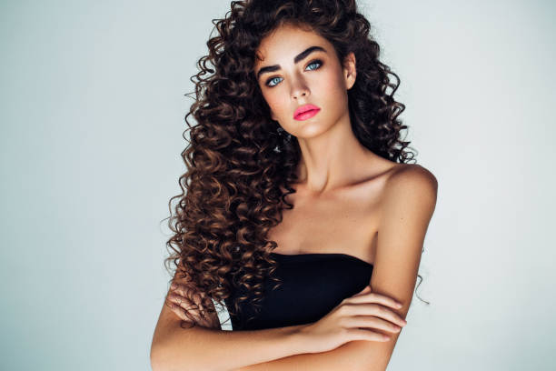 How to Choose the Perfect Wig Color and Texture 